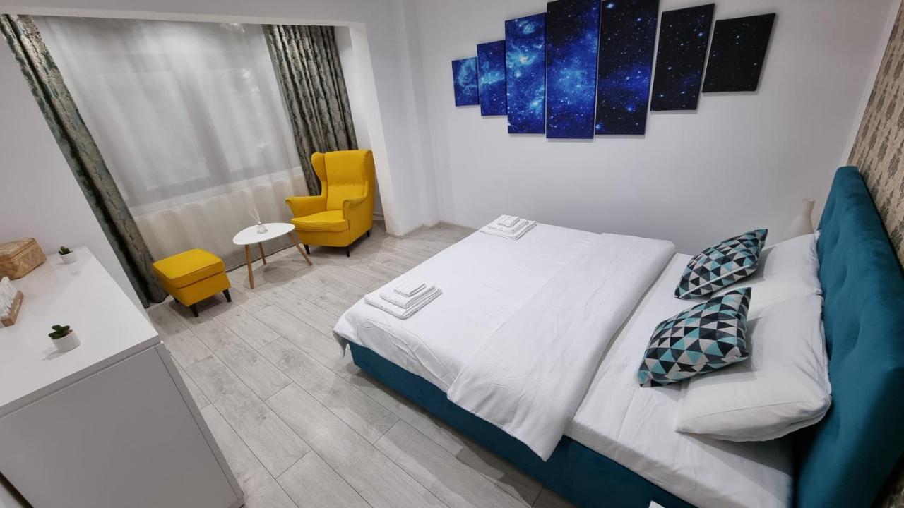 Stone Bridge Apartment Iasi Buitenkant foto