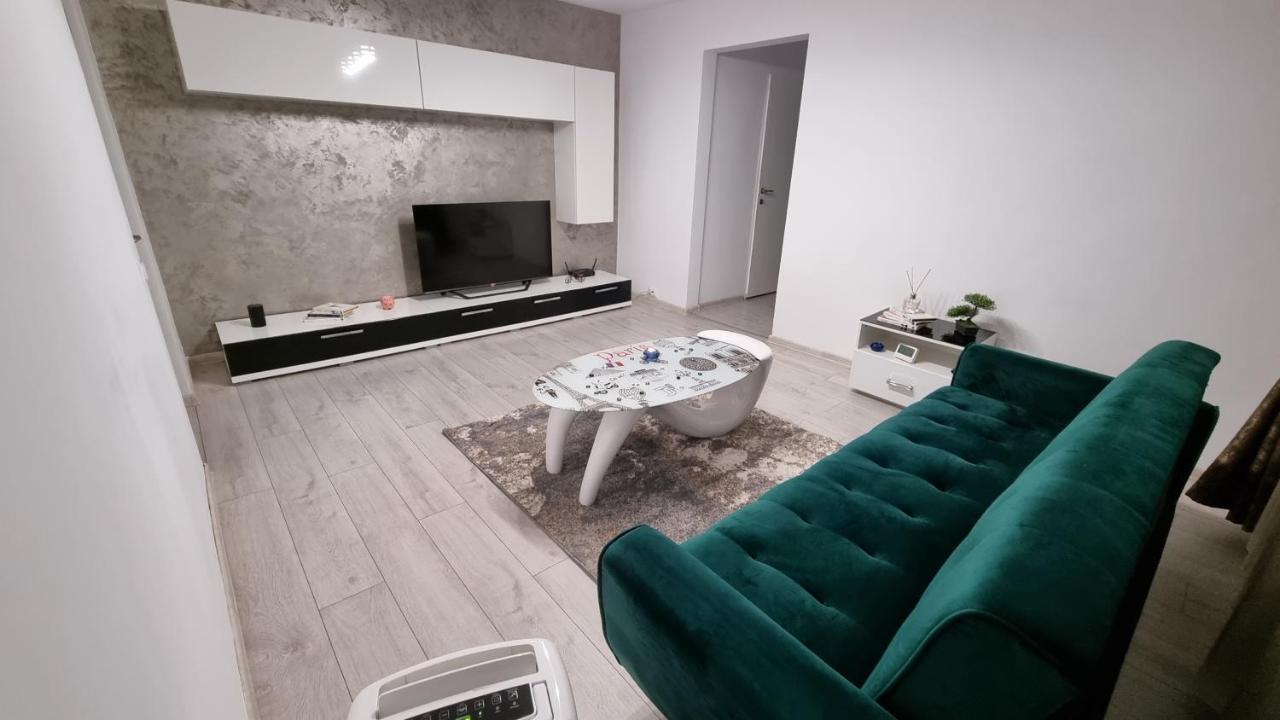 Stone Bridge Apartment Iasi Buitenkant foto